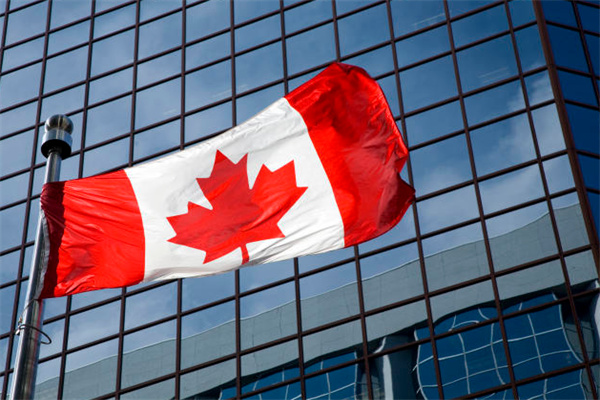 移民加拿大后可以创业吗？