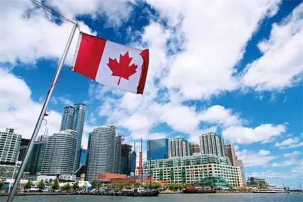 移民加拿大哪所城市生活成本更低